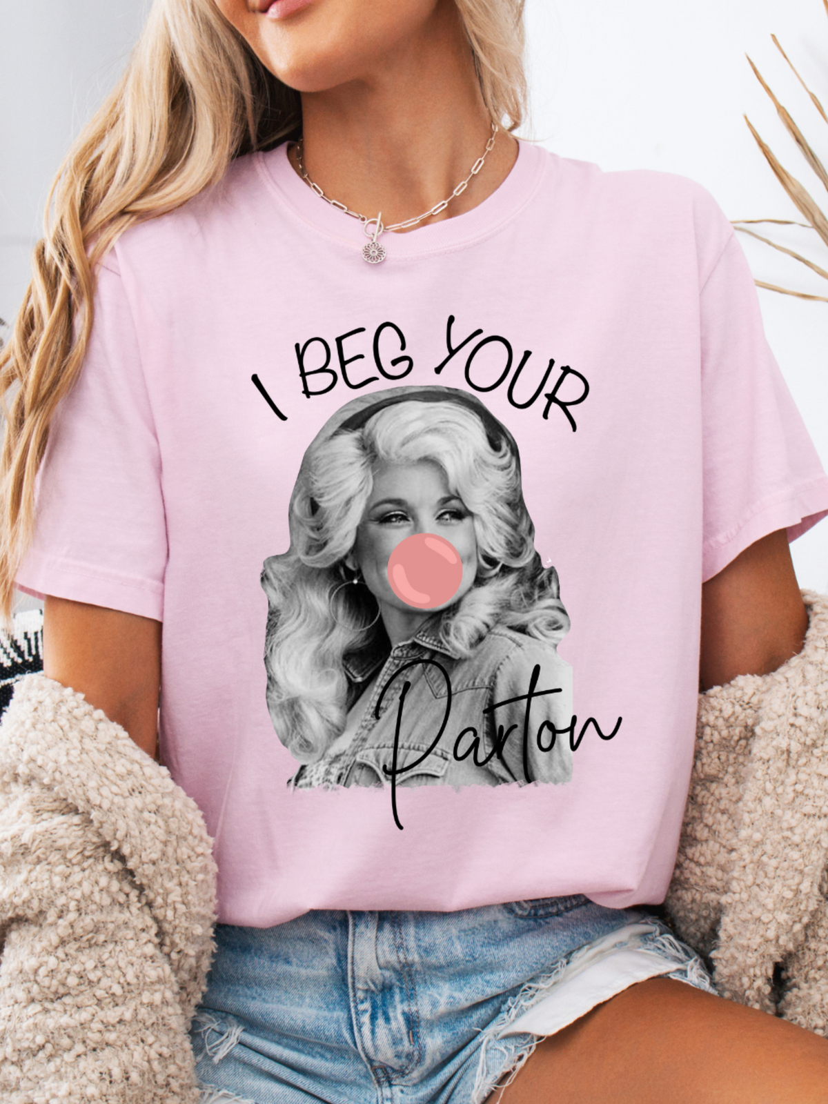 I Beg Your Parton Graphic Tee
