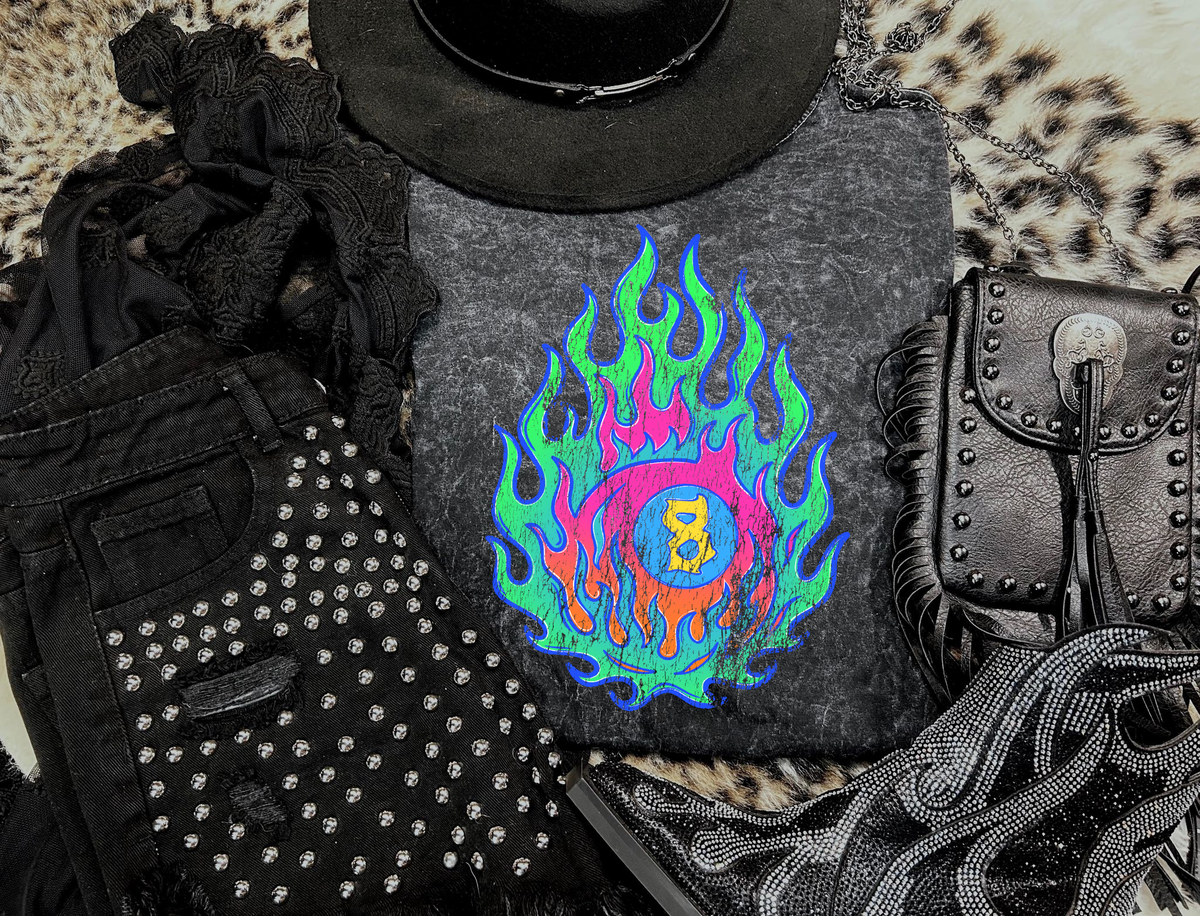 FLAMIN 8 TEE