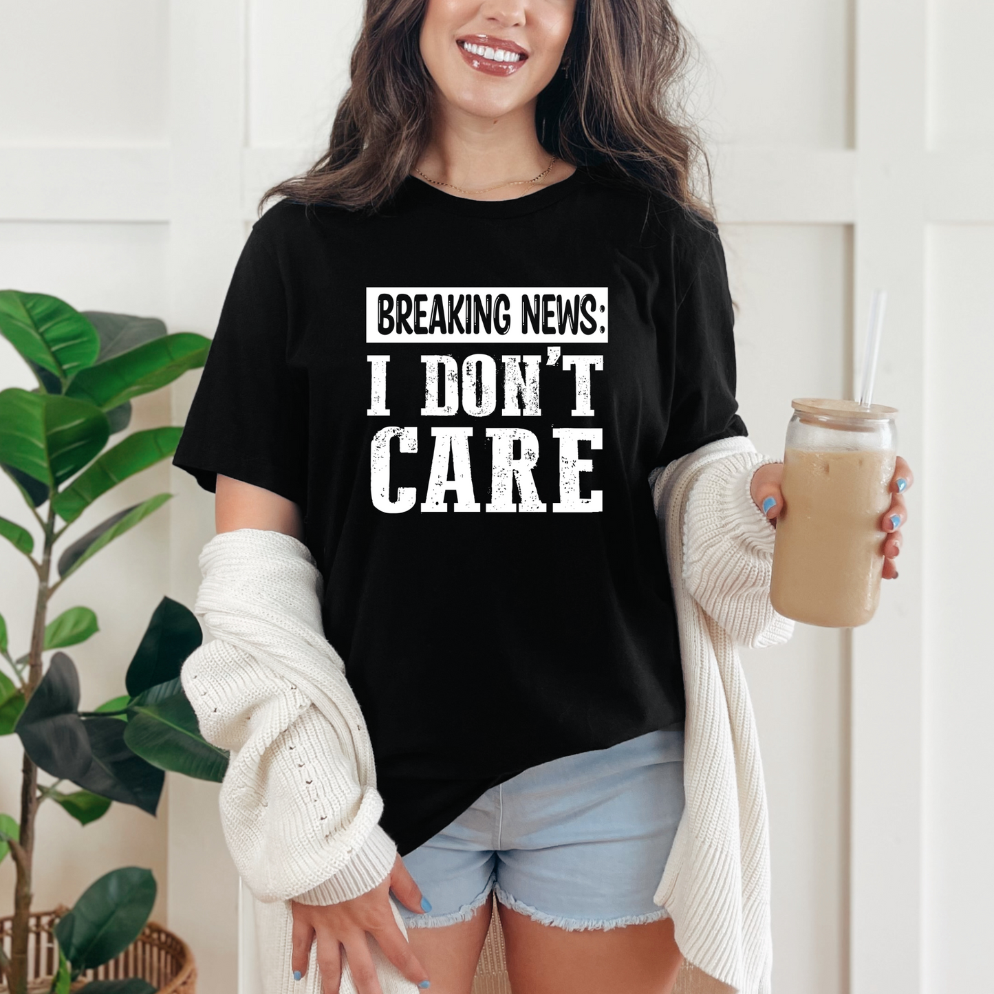 Breaking news Graphic Tee