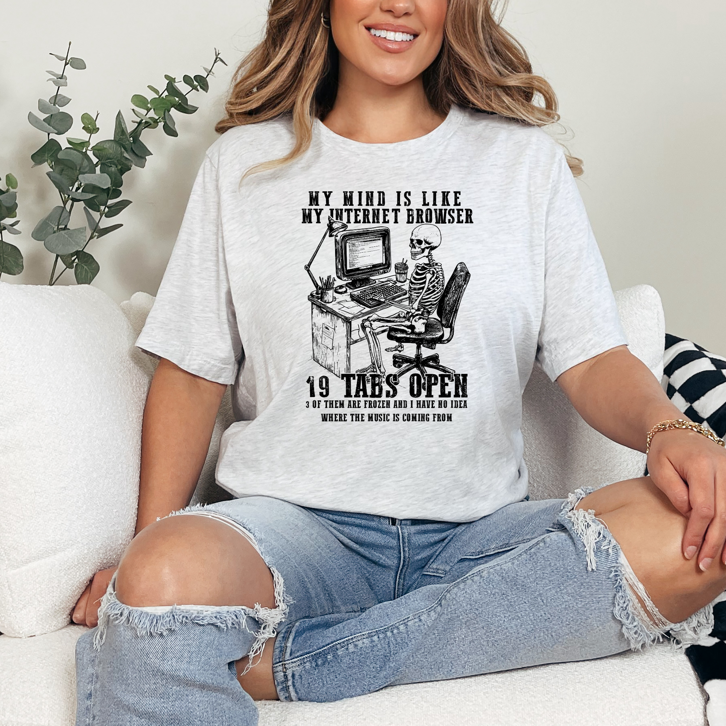 19 Tabs Open Graphic Tee