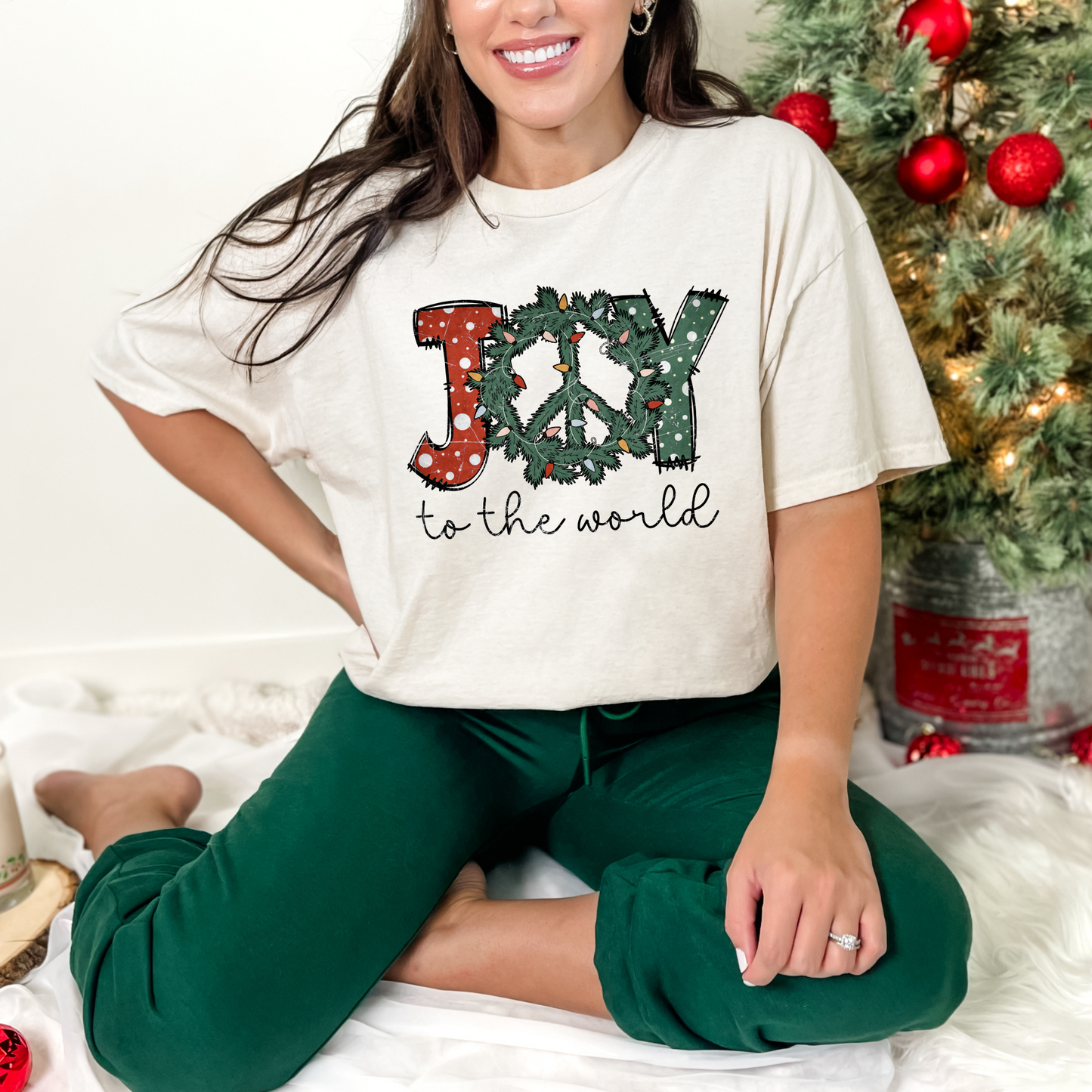 Joy to the world wreath Graphic Tee