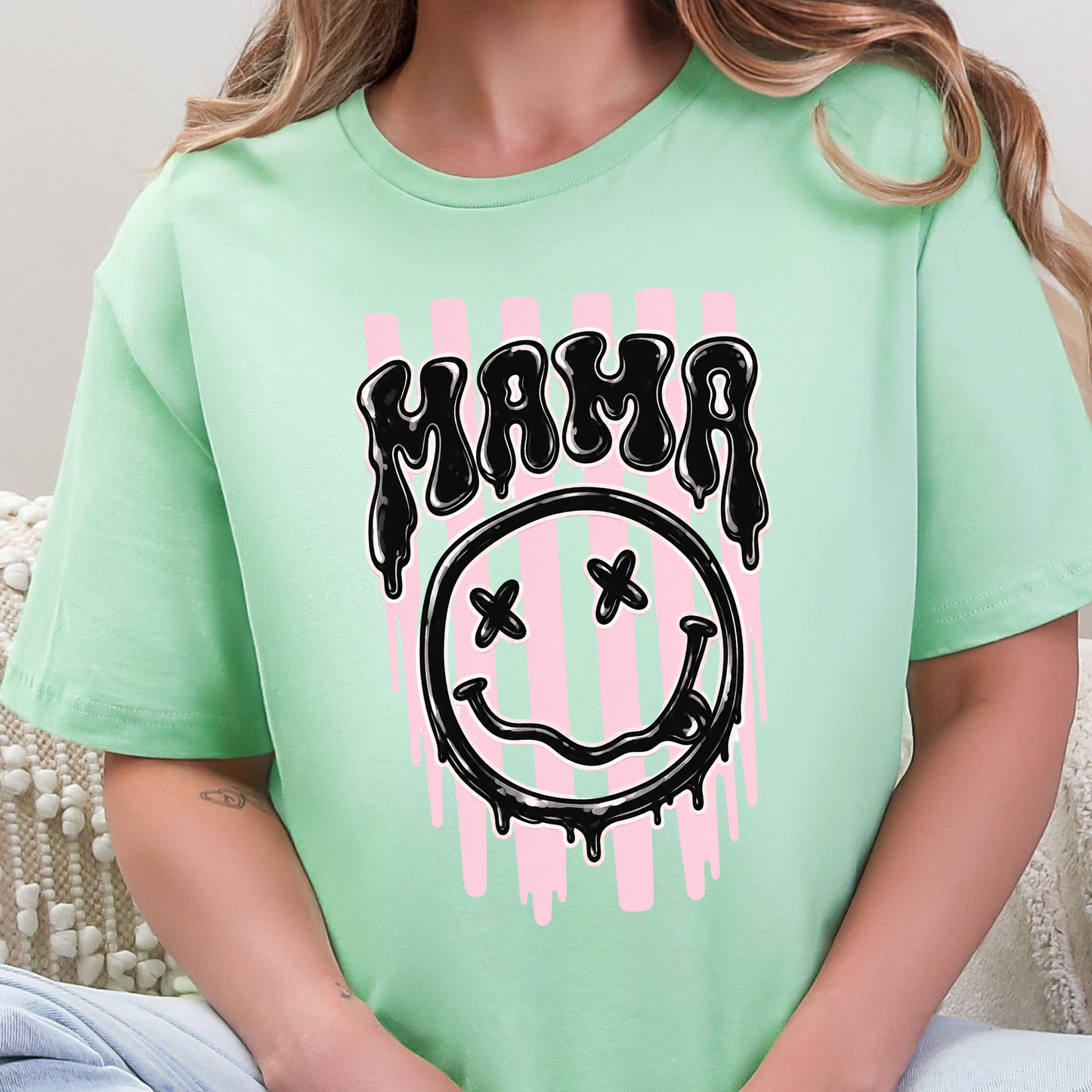 Mama Smiley Face Graphic Tee