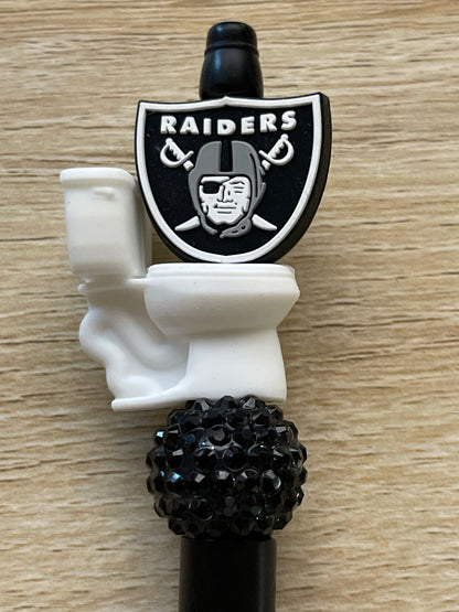 Toilet 3D Silicone Focal - Collab with Chez Molds