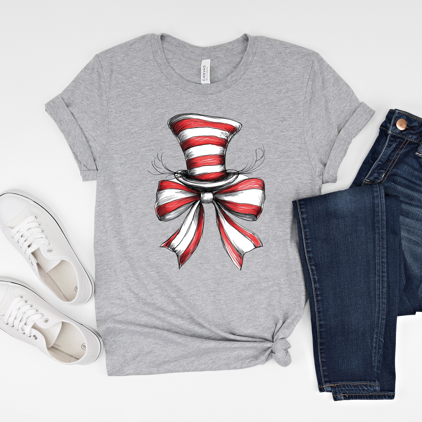 Cat in the hat coquette Graphic Tee