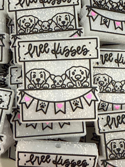 Free Kisses - Chez Molds Exclusive - Authorized Seller