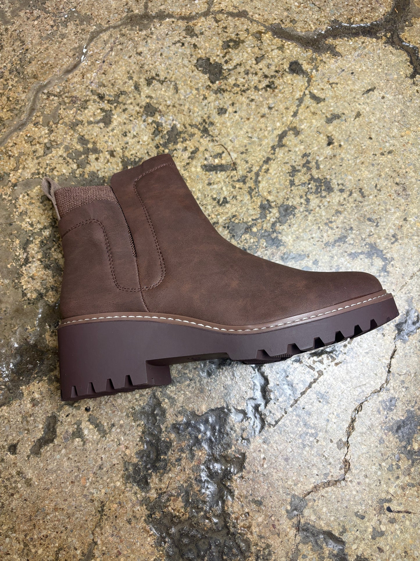 Bailey Round Toe Chelsea Ankle Boot