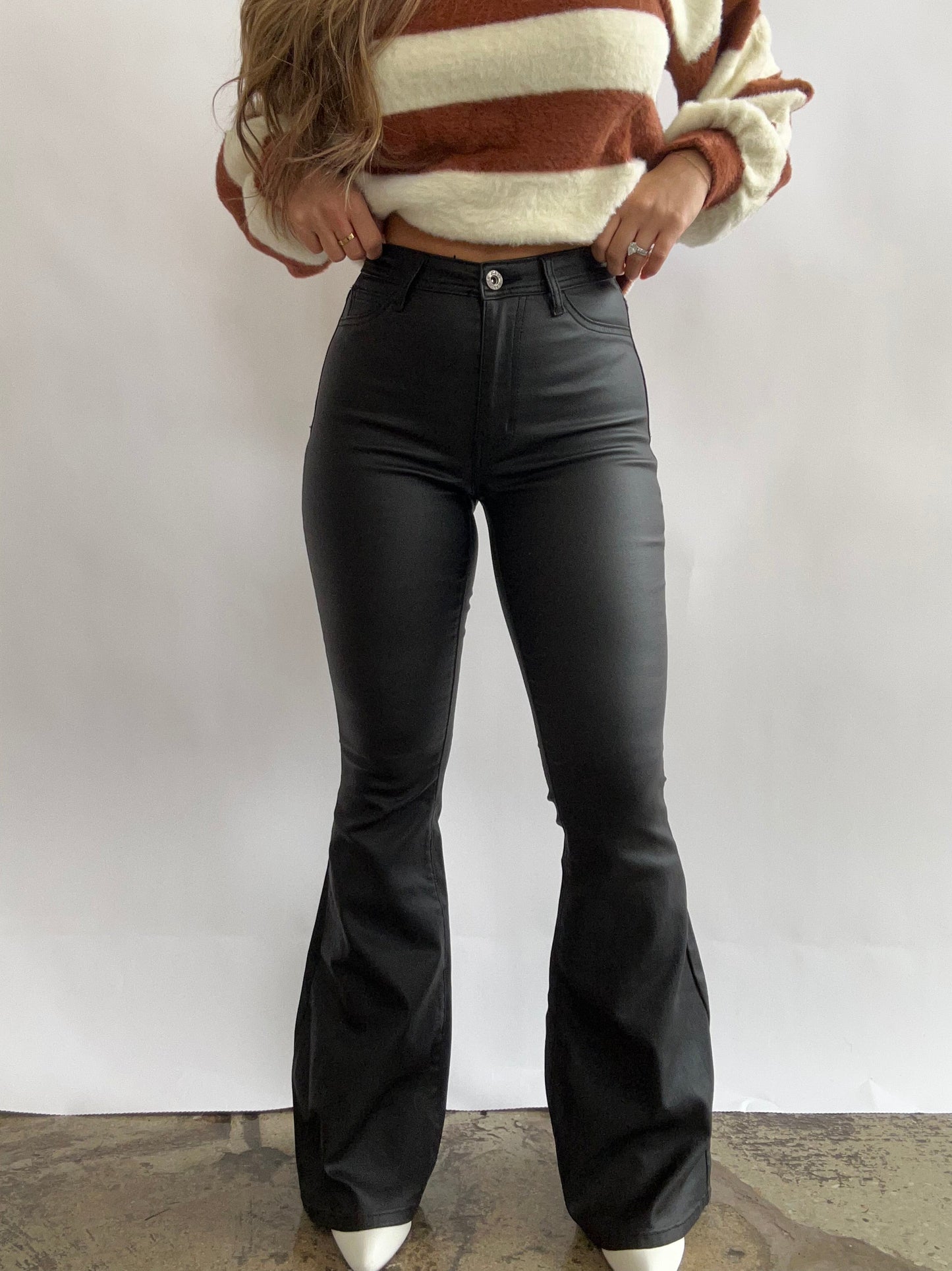 North Pole Mom Flare Bundle - (1 Fiona Flare + 1 North Pole Mom Crewneck)