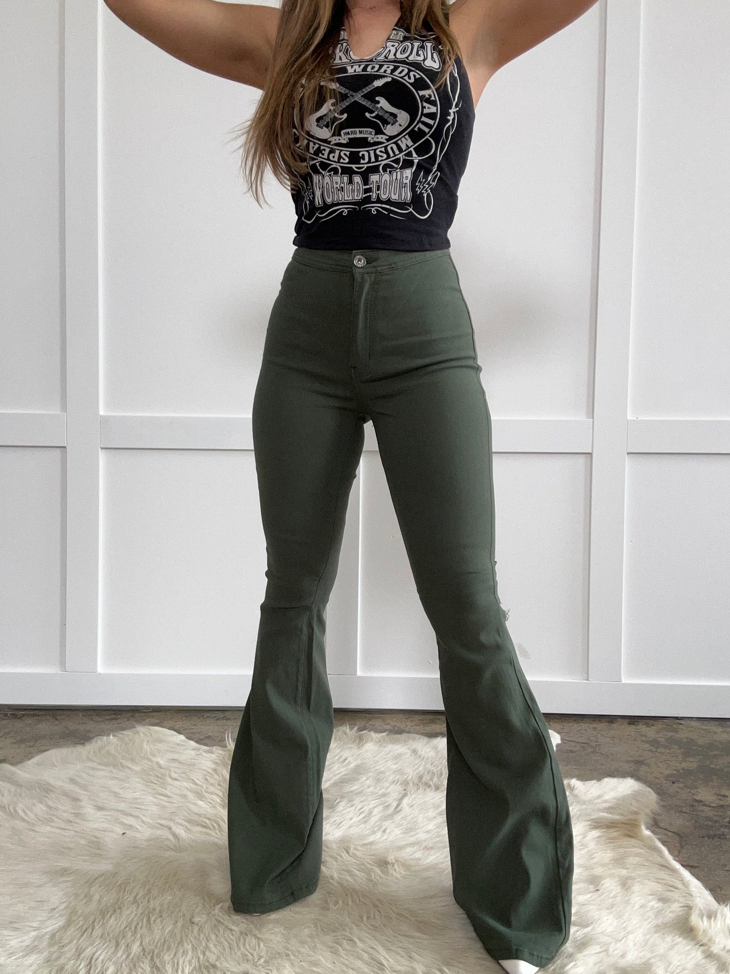 North Pole Mom Flare Bundle - (1 Fiona Flare + 1 North Pole Mom Crewneck)