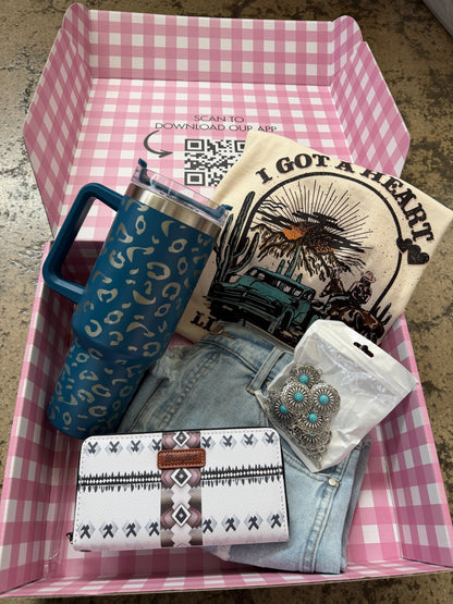 Willow Clothing Co. Country Concert Box