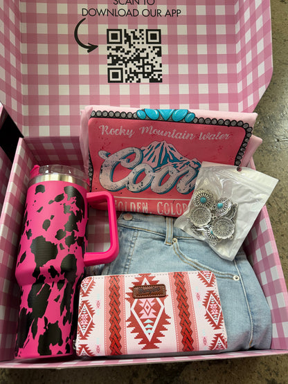 Willow Clothing Co. Country Concert Box