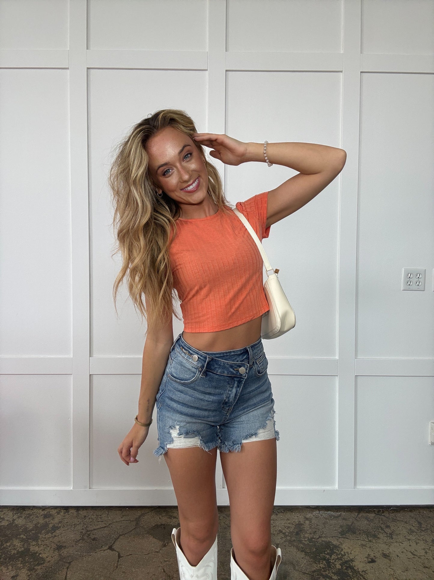 Tianna Ribbed Round Neck Short Sleeve T-Shirt