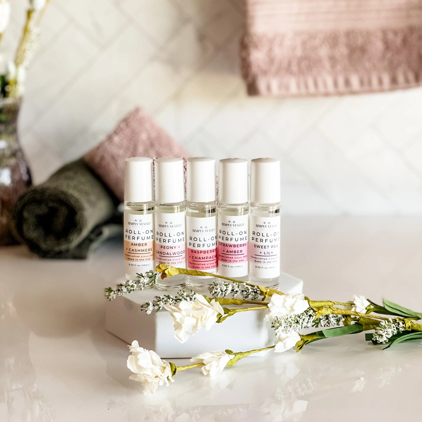 Signature Roll-On Perfume – Portable Long-Lasting Fragrance