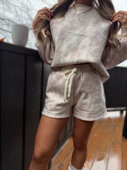 Aspen Pines Beige Camo Shorts