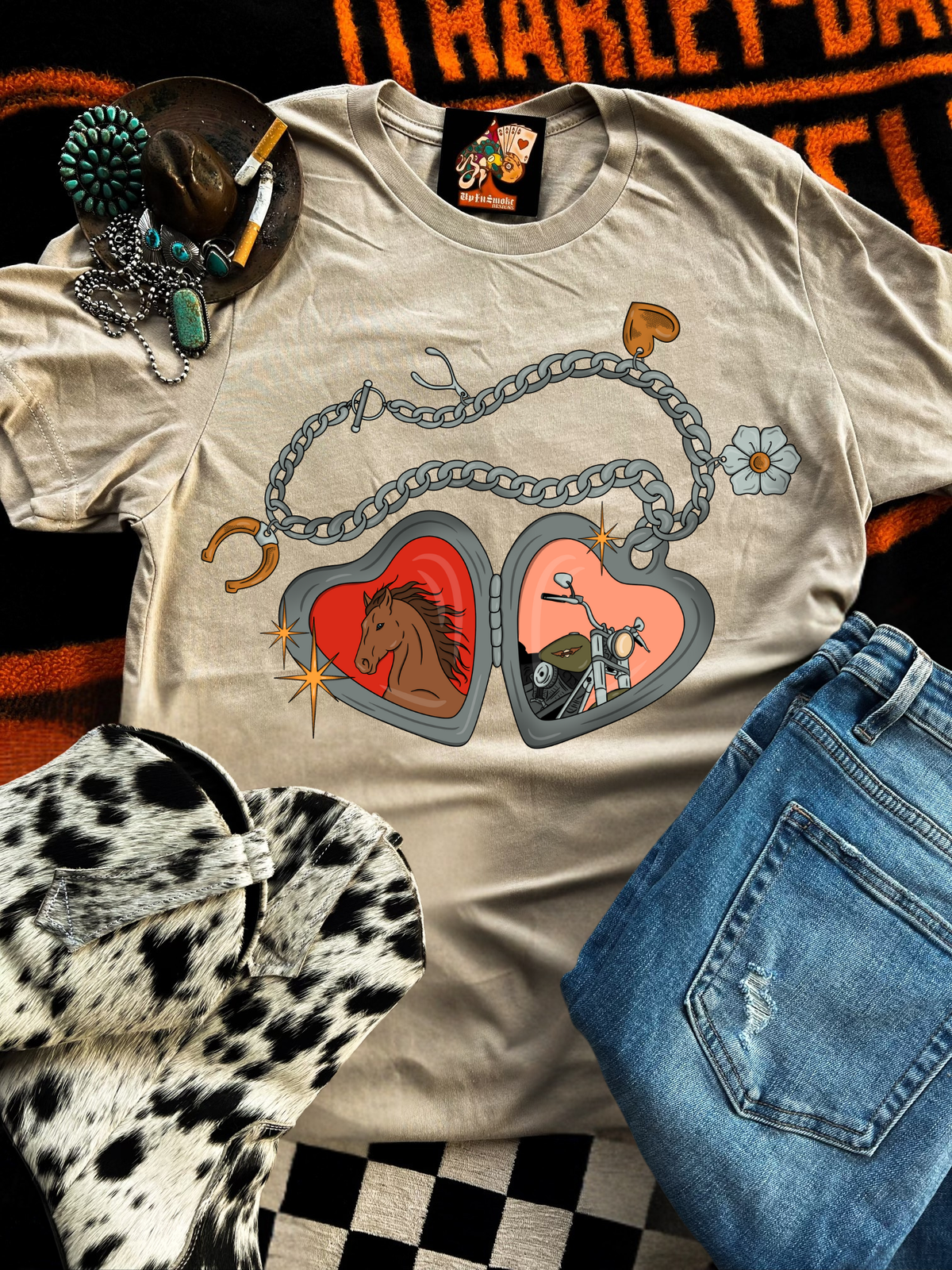 Charm Braclet Tee