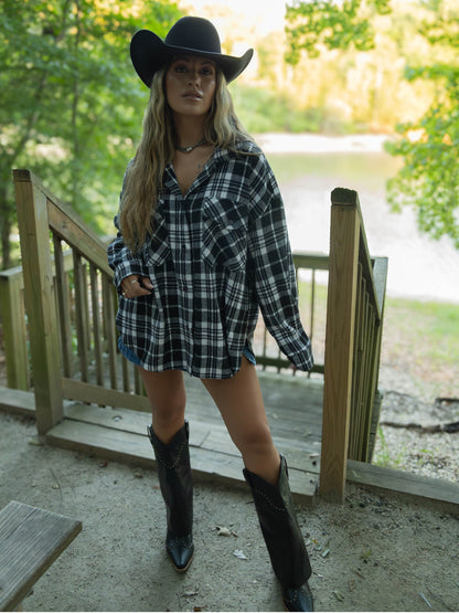 Laylie Plaid Flannel – Oversized Long Sleeve