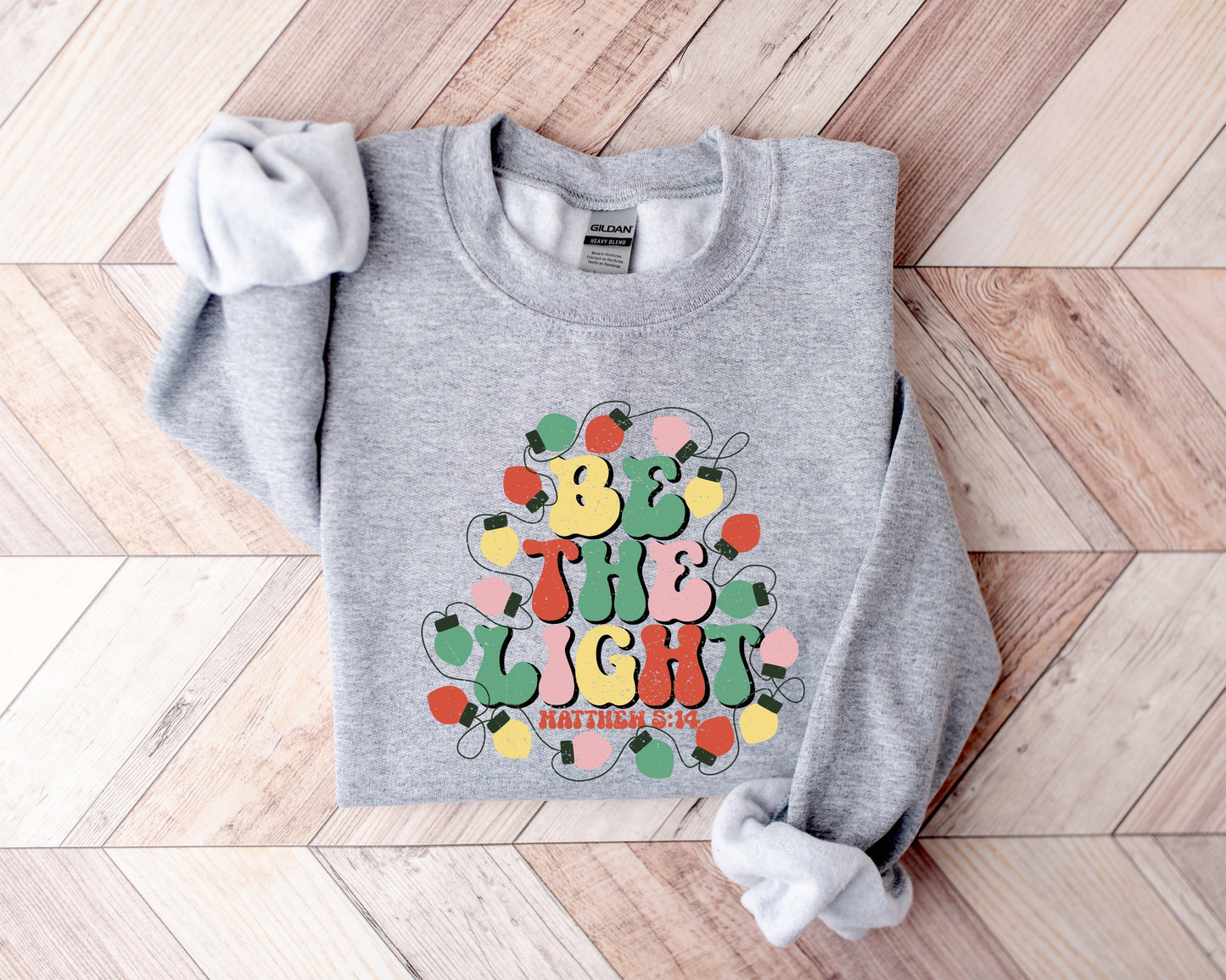 Christmas Be The Light Graphic Tee