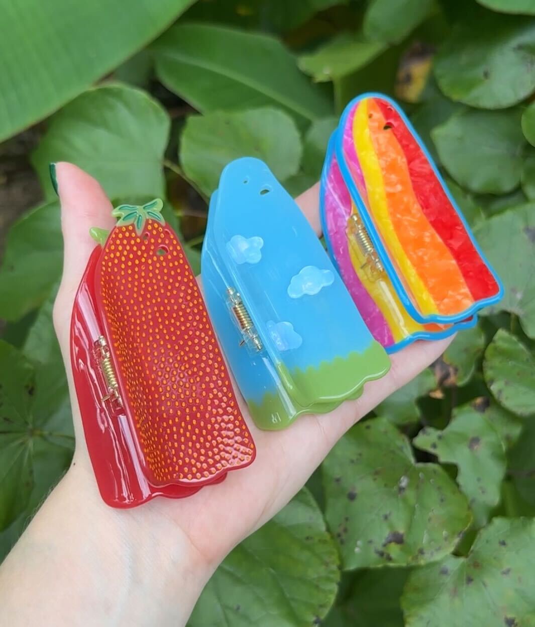 Berry Ghost Claw